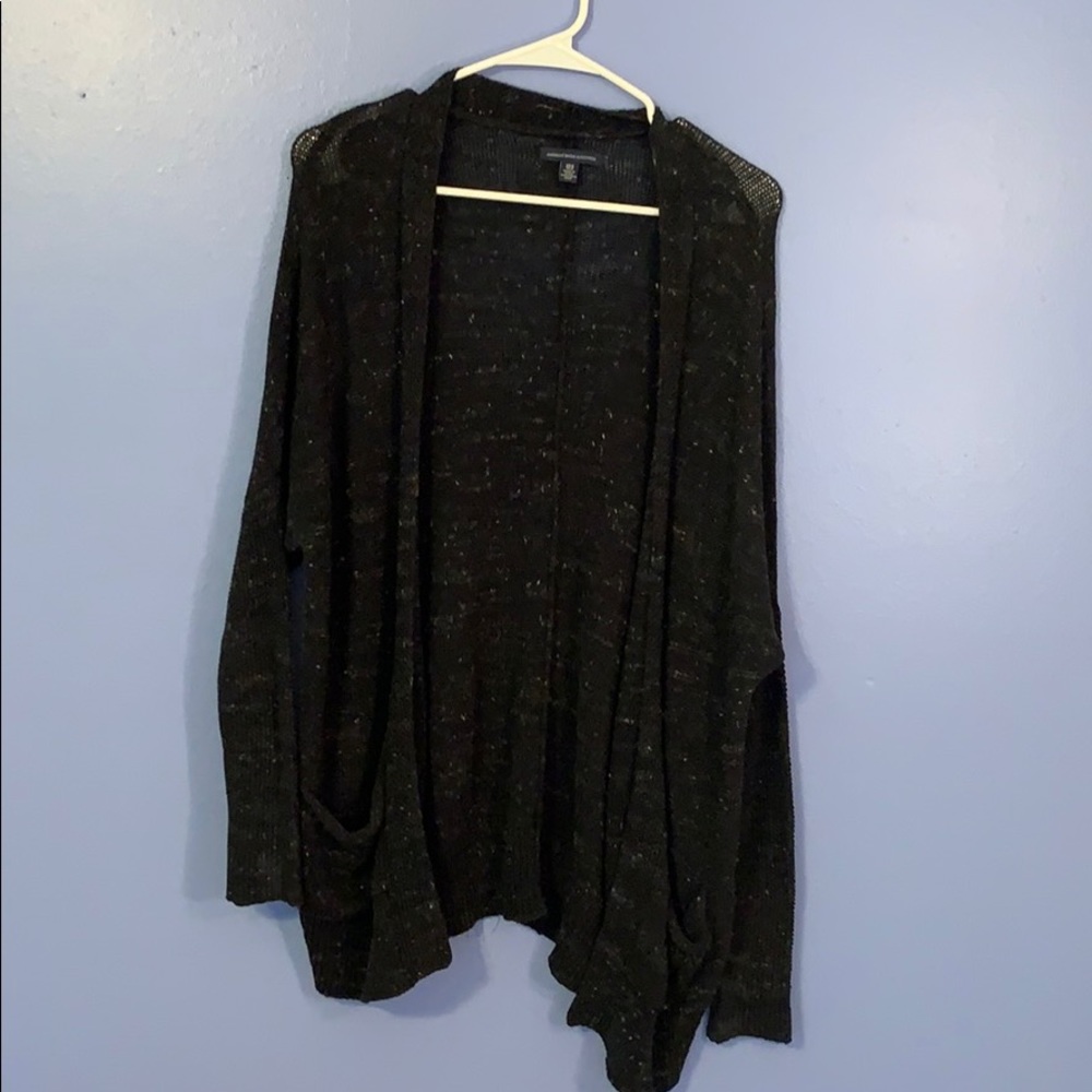 American eagle black cardigan with pockets